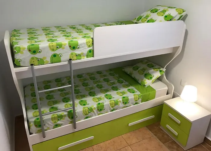 Modern 3bdr, A/c, Wifi & Parking 아파트