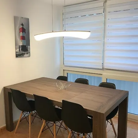 Modern 3bdr, A/c, Wifi & Parking Apartment Vinaros