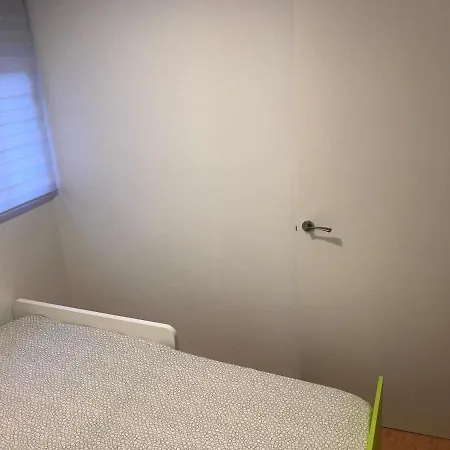 Apartment Modern 3bdr, A/c, Wifi & Parking